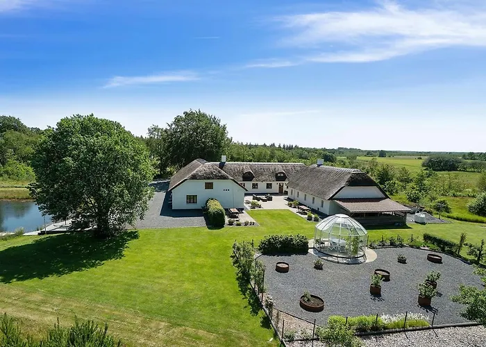 Schellerup Gard Апартаменты *